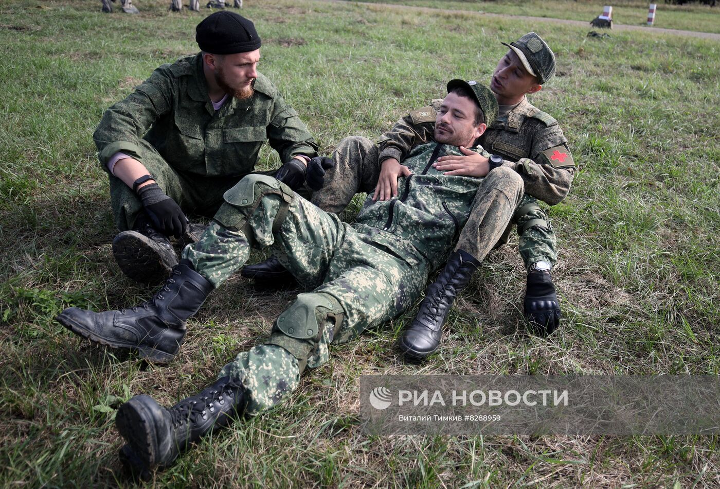 Военная подготовка мобилизованных перед отправкой в войска