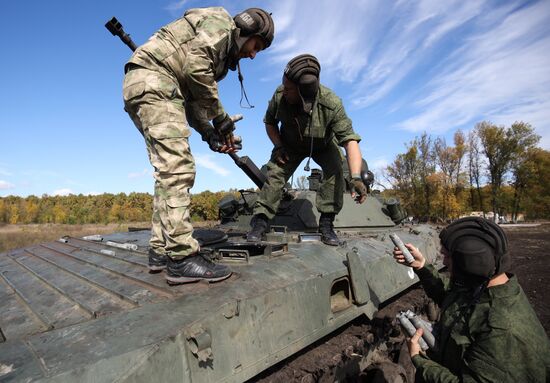 Военная подготовка мобилизованных перед отправкой в войска