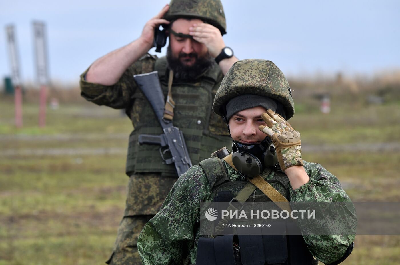 Подготовка призванных в рамках частичной мобилизации в РФ на полигоне в ДНР