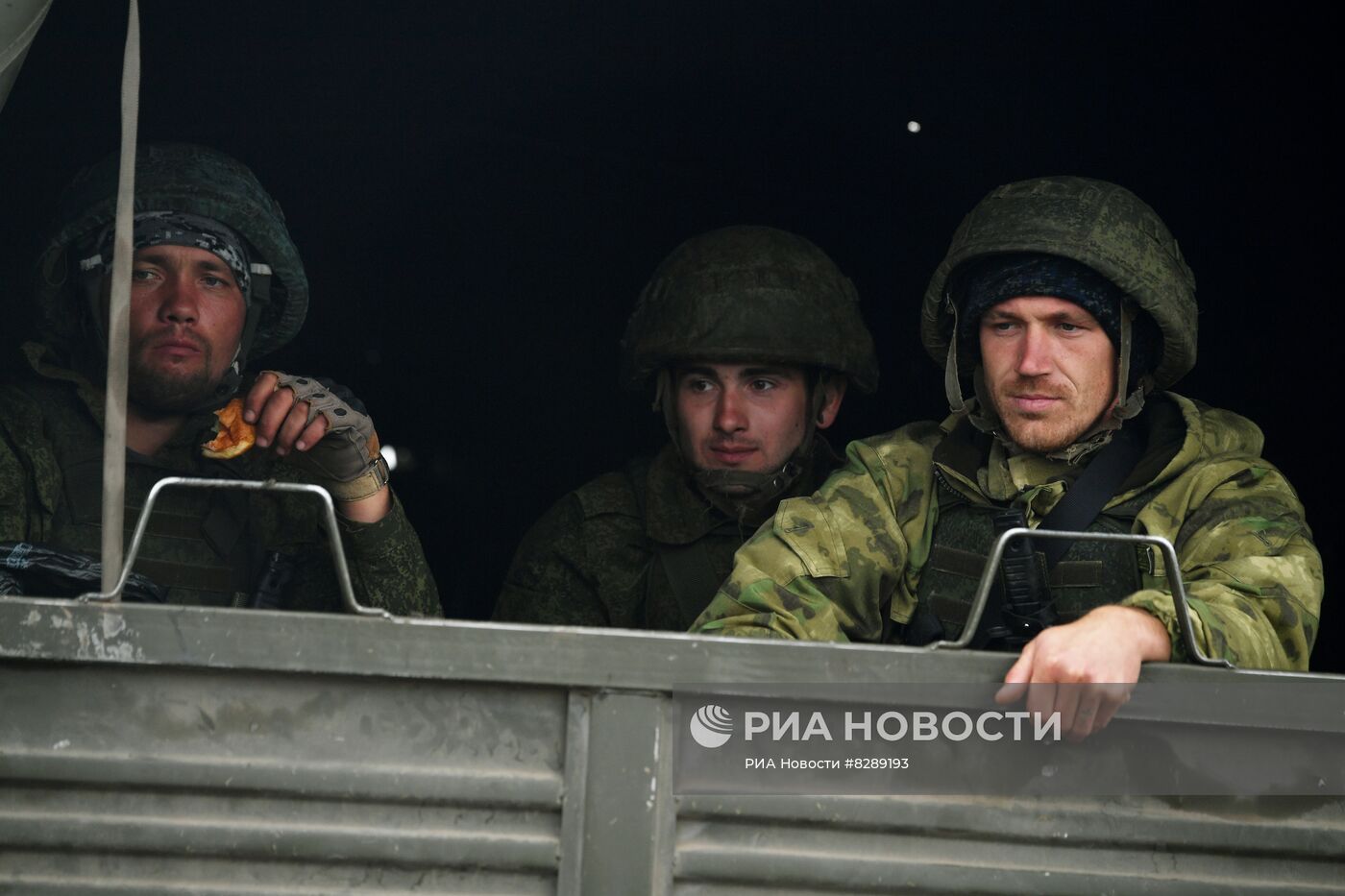 Подготовка призванных в рамках частичной мобилизации в РФ на полигоне в ДНР