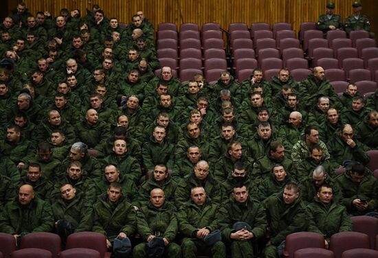 Работа консультационного пункта для мобилизованных