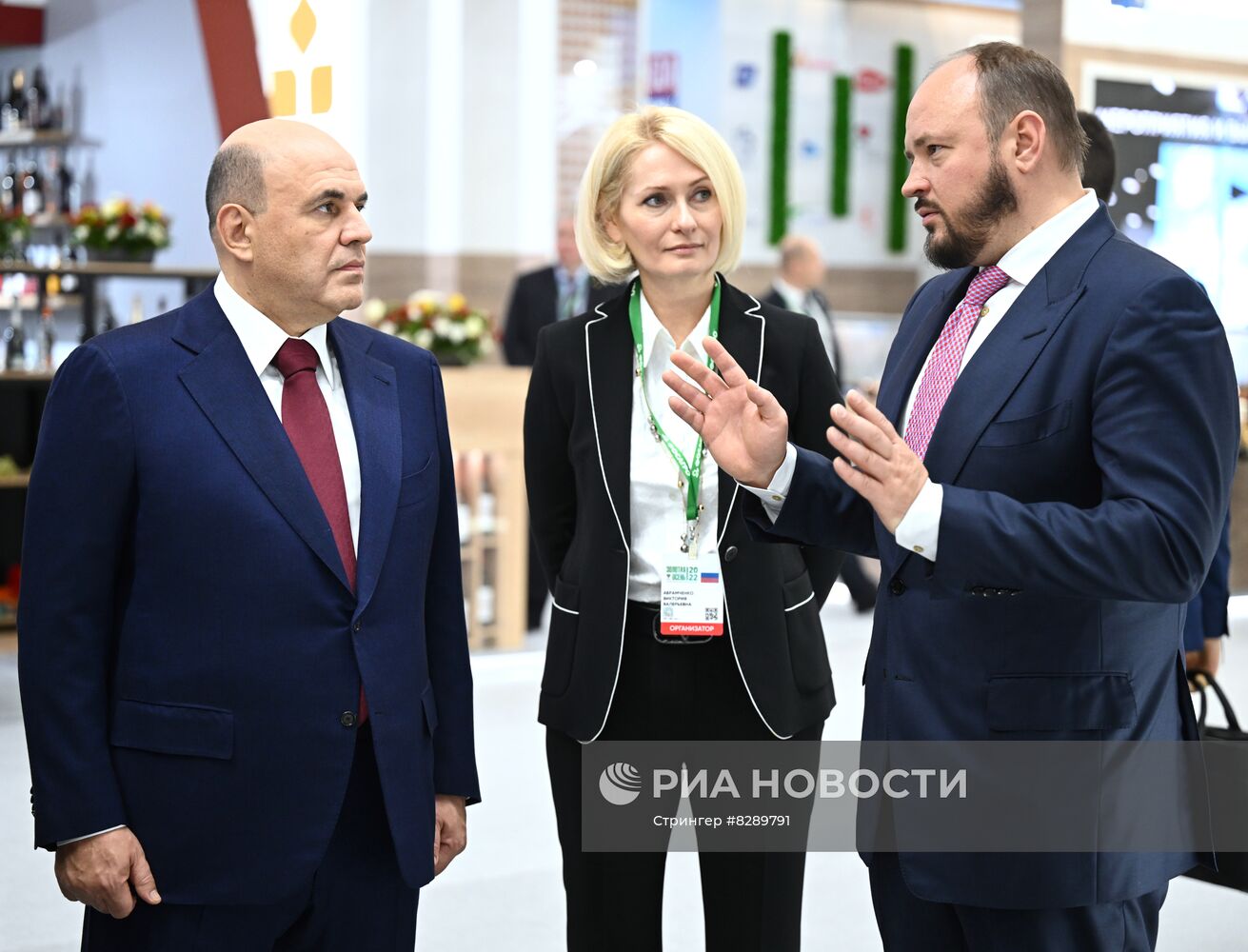 Премьер-министр РФ Михаил Мишустин посетил российскую агропромышленную выставку "Золотая осень – 2022"
