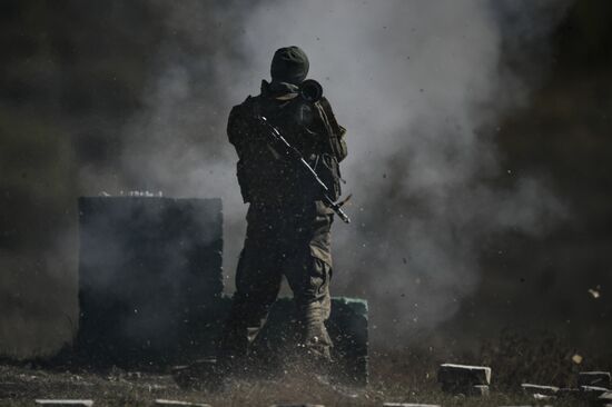 Военная подготовка мобилизованных перед отправкой в войска РФ