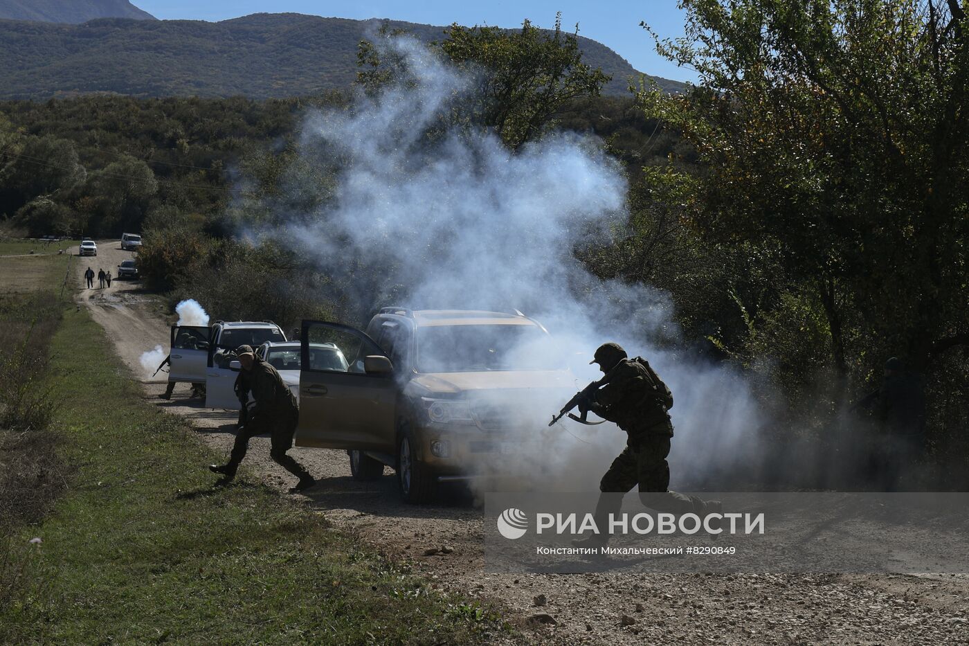 Военная подготовка мобилизованных перед отправкой в войска РФ