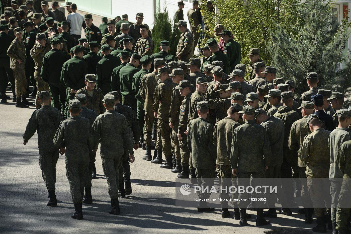 Военная подготовка мобилизованных перед отправкой в войска РФ