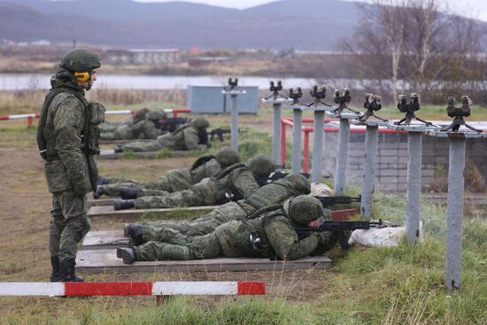 Военная подготовка мобилизованных перед отправкой в войска РФ