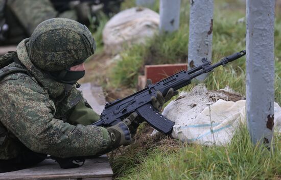 Военная подготовка мобилизованных перед отправкой в войска РФ