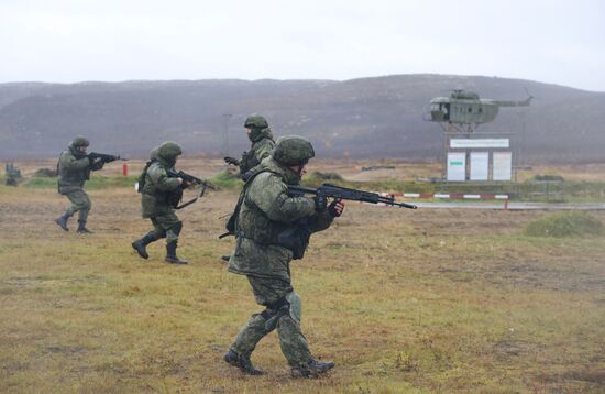 Военная подготовка мобилизованных перед отправкой в войска РФ