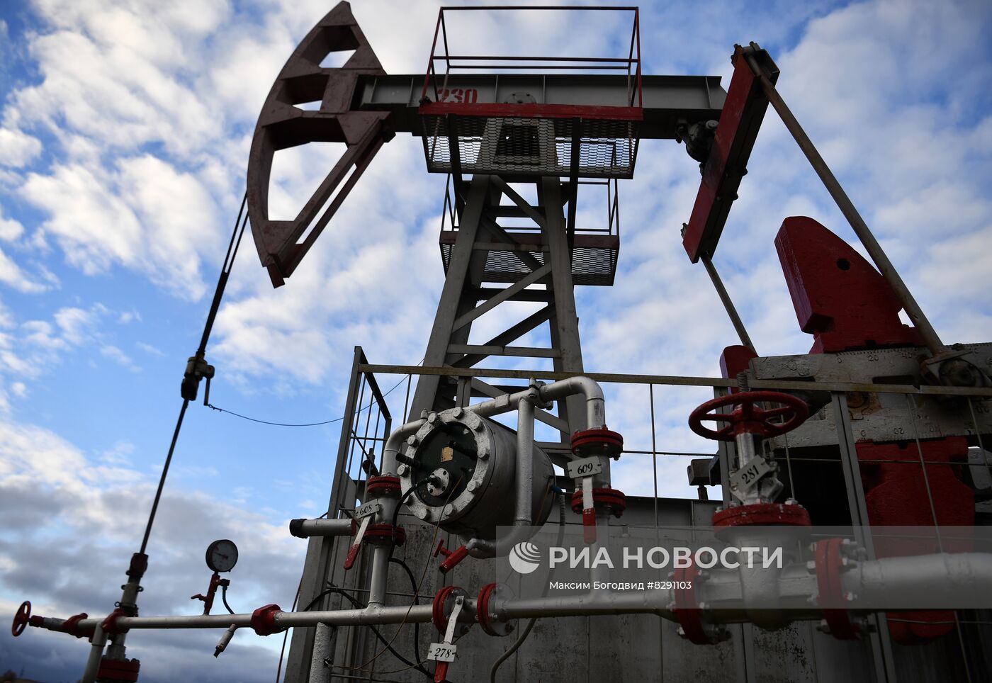 Нефтяные вышки в Татарстане