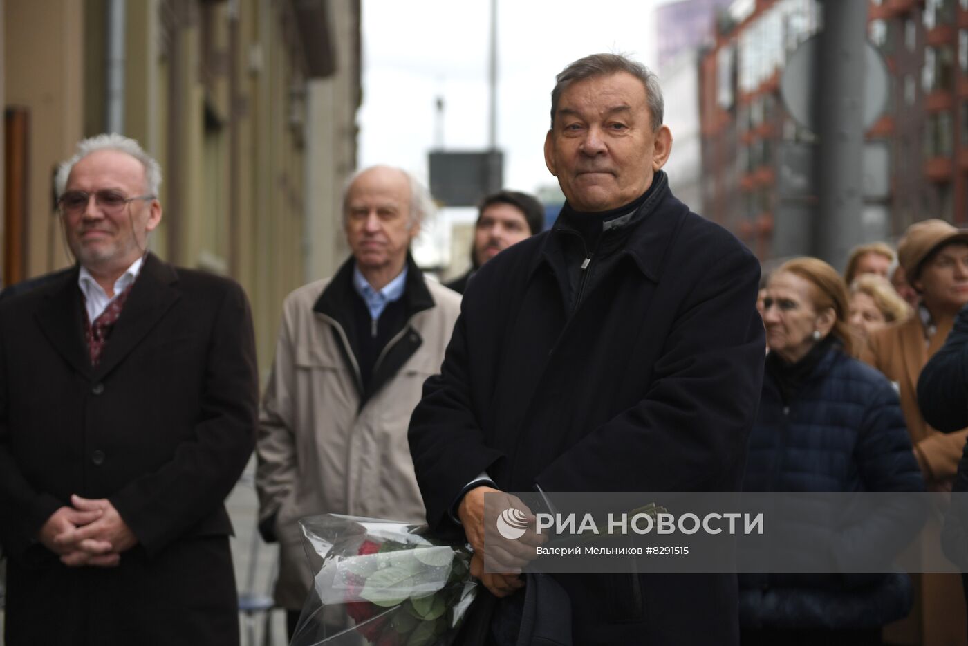 Открытие мемориальной доски в честь О.В. Лепешинской