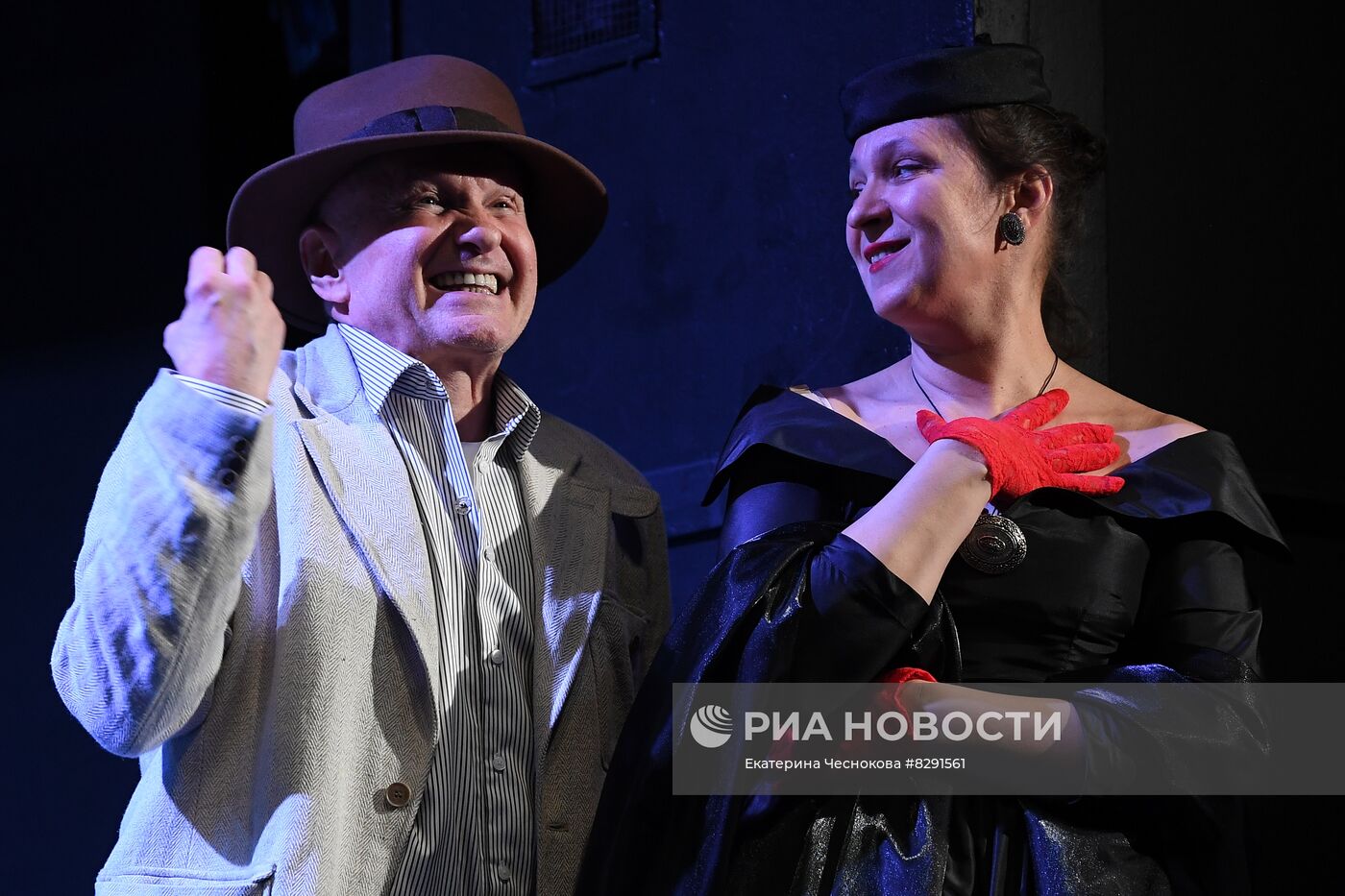 Спектакль "Старомодная комедия" в театре "Ленком Марка Захарова"