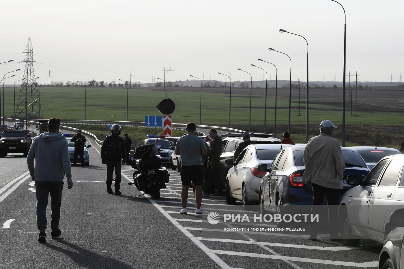 По Крымскому мосту возобновлено движение