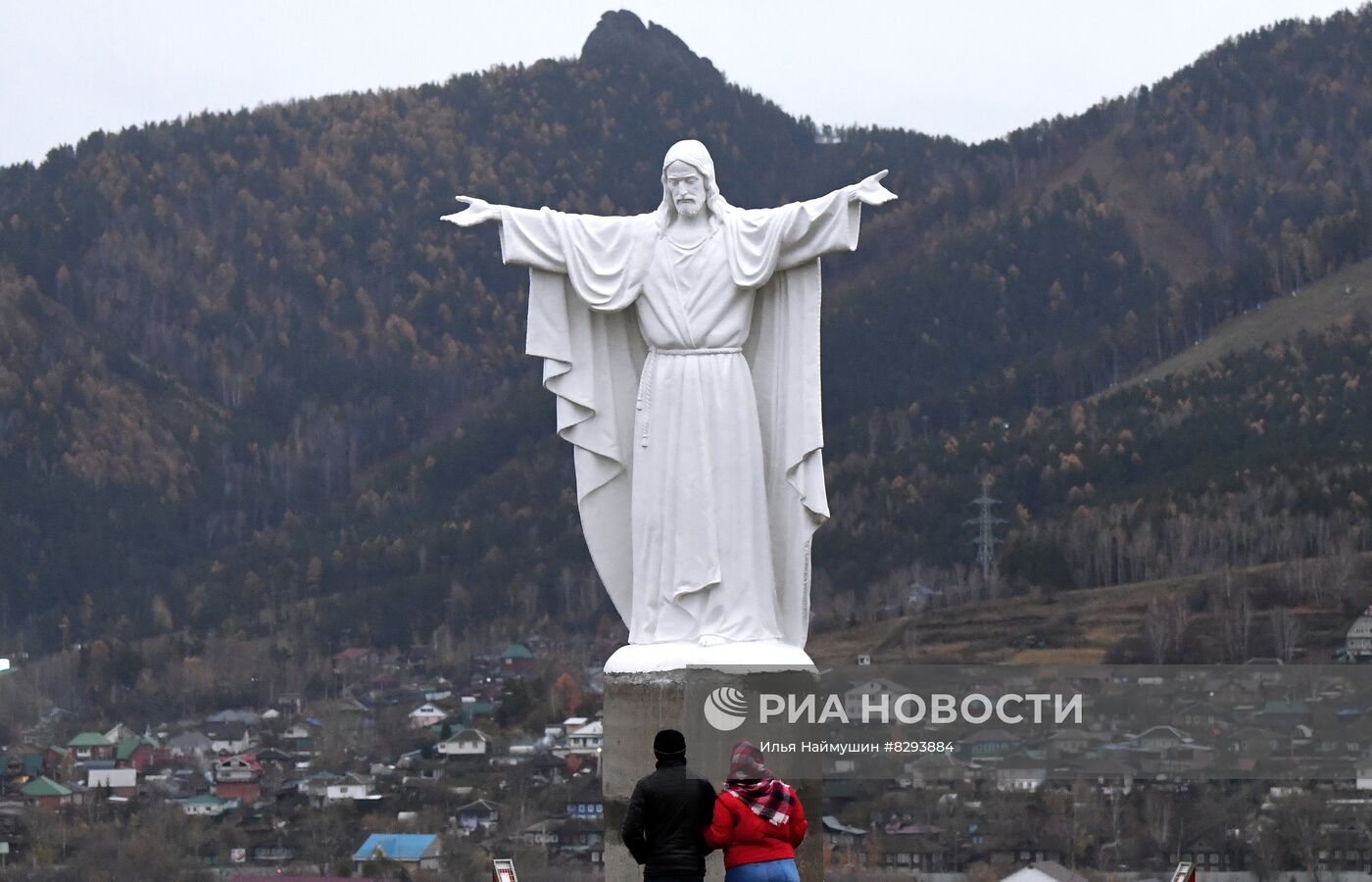 Пятиметровая статуя Иисуса Христа в Красноярском крае