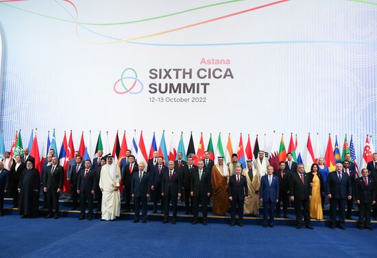 Рабочий визит президента РФ В. Путина в Казахстан