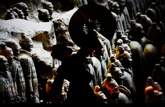 Открытие выставки-реконструкции "Терракотовая армия. Бессмертные воины Китая"