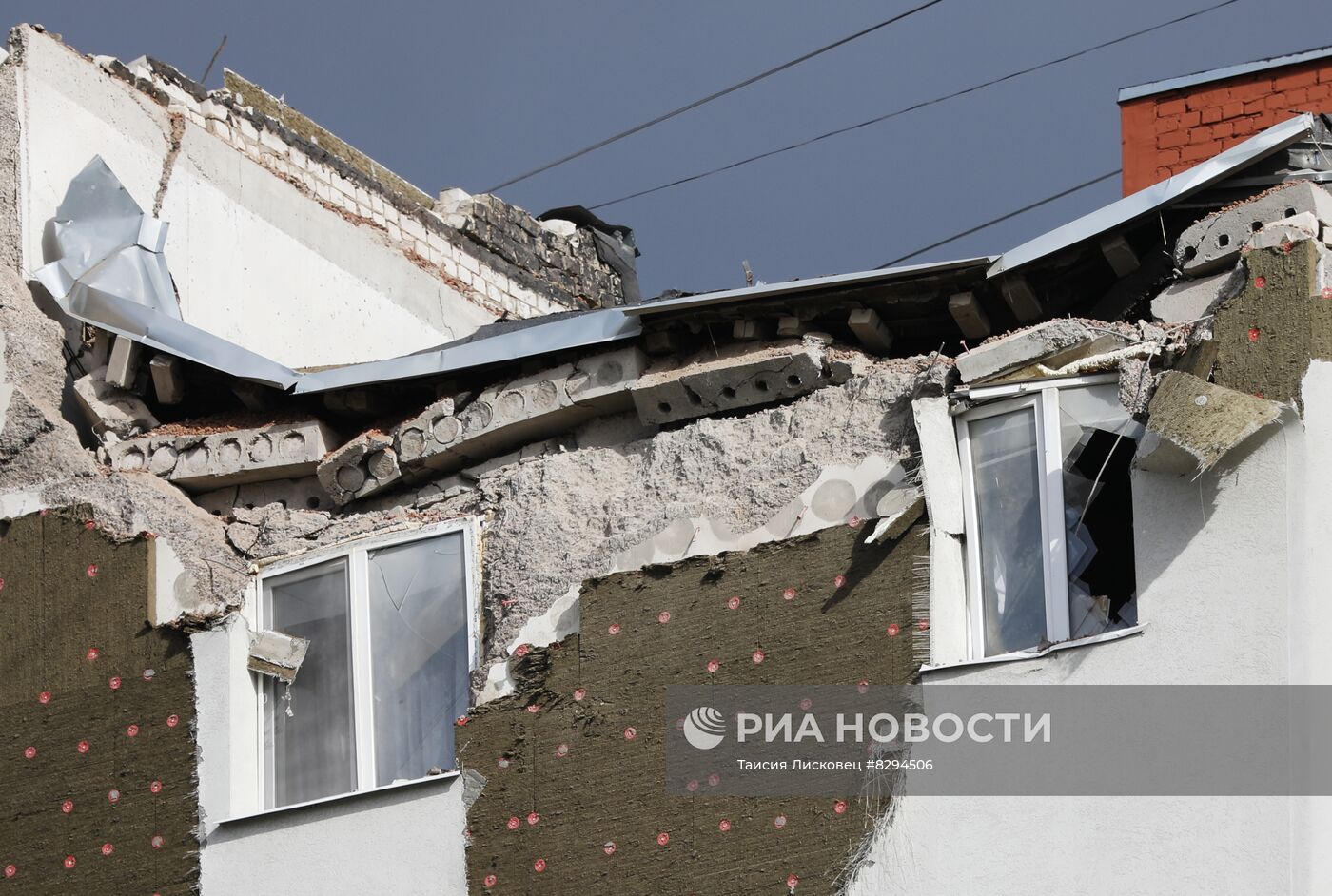 В Белгороде в результате обстрела поврежден дом