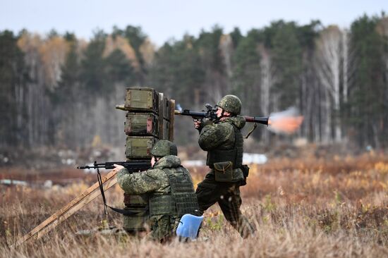 Военная подготовка мобилизованных в регионах России