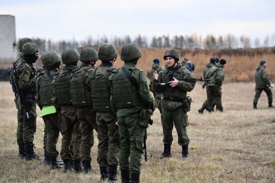 Военная подготовка мобилизованных в регионах России