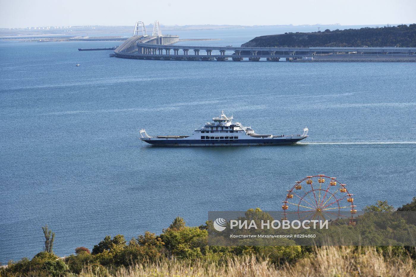 Количество паромов через Керченский пролив увеличено до шести