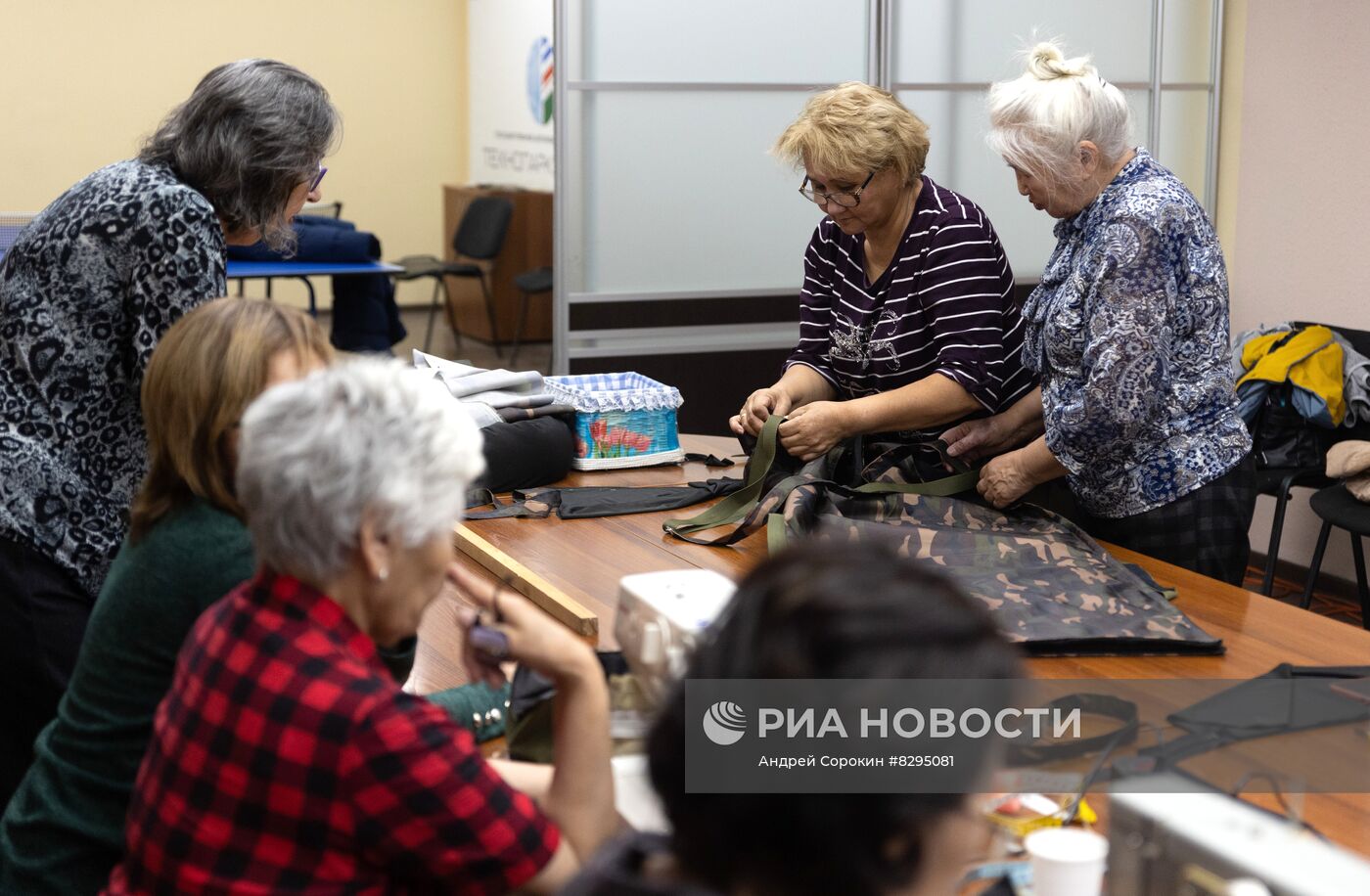 Пошив военного снаряжения для мобилизованных в Якутске