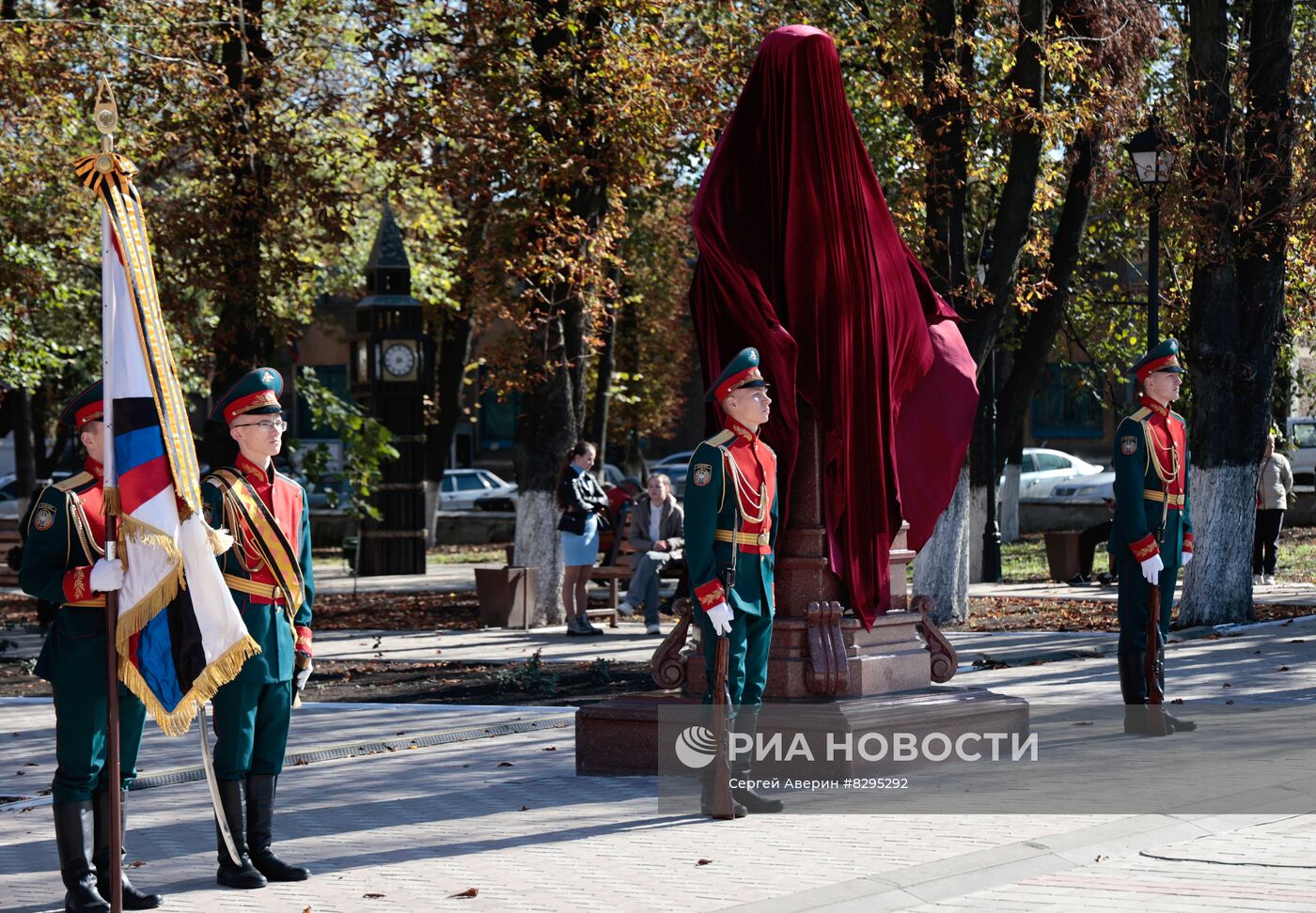 Открытие памятника В. Жоге в Волновахе