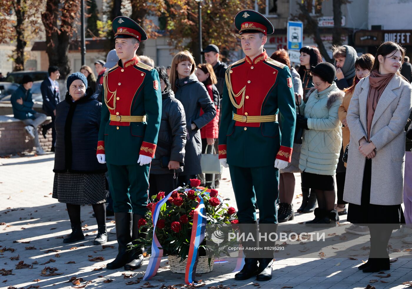 Открытие памятника В. Жоге в Волновахе