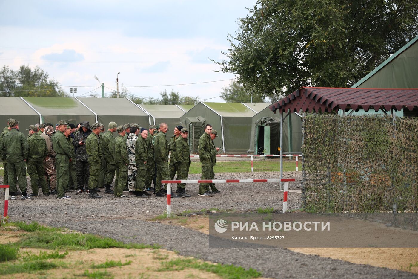 Военная подготовка мобилизованных перед отправкой в войска РФ