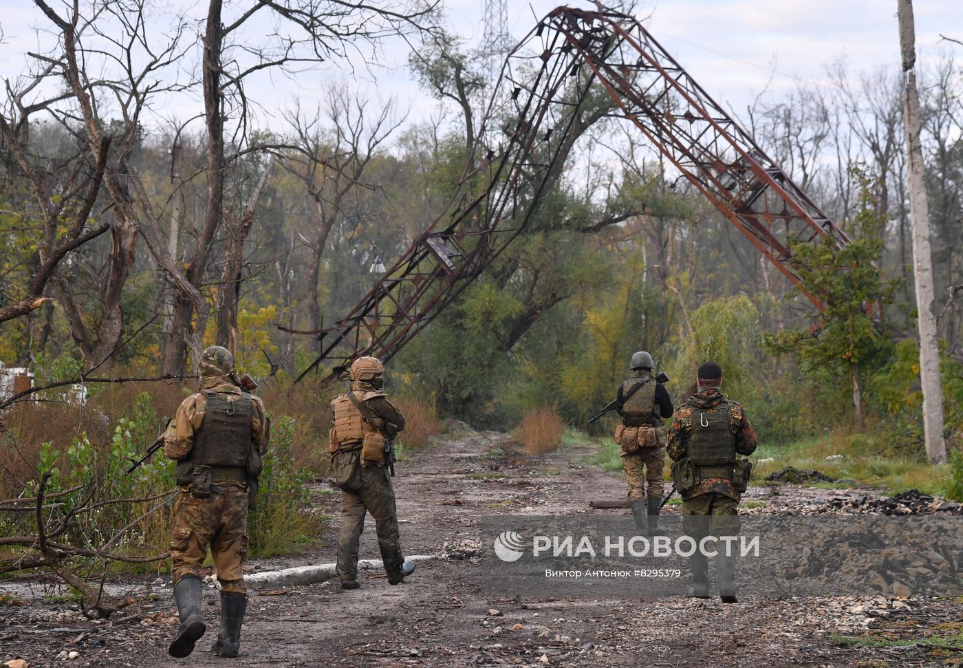 Чвк вагнер в артемовском. ЧВК Вагнер Бахмут. Разведка ЧВК Вагнера. Боец ЧВК Вагнер. Бойцы ЧВК Вагнер в Бахмуте.