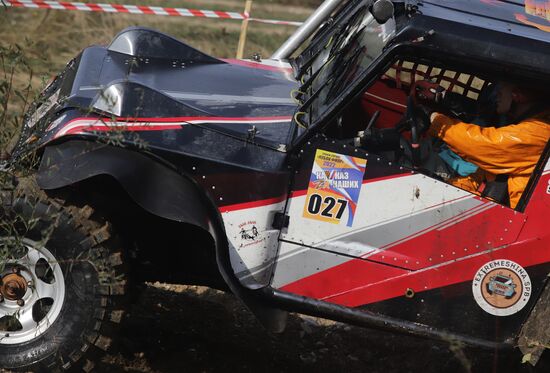 Гонки на внедорожниках "КавкаZ Zа наших!"