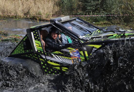 Гонки на внедорожниках "КавкаZ Zа наших!"