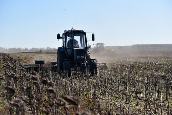 Осенние полевые работы в ДНР