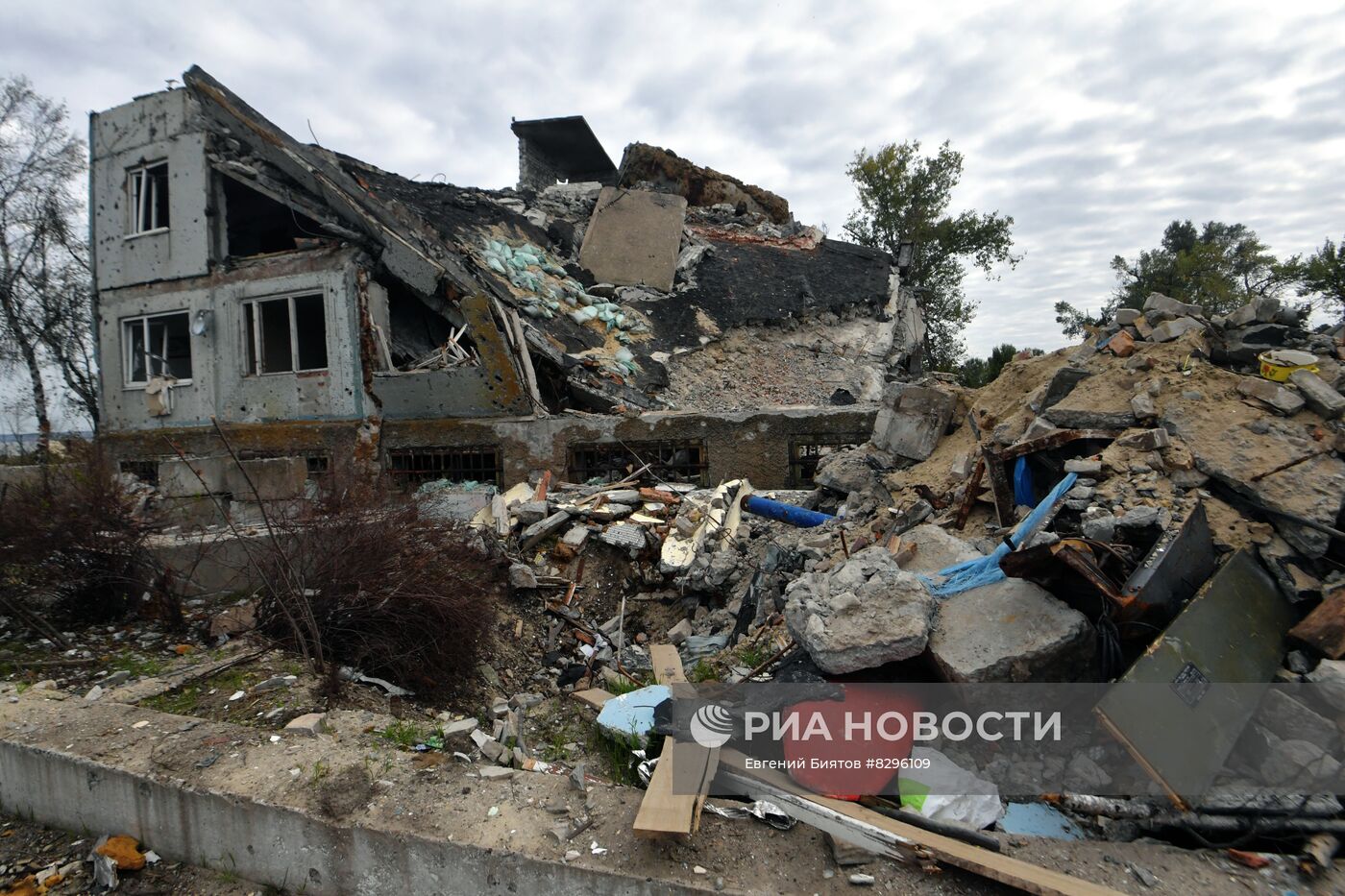 Разрушения в Энергодаре после многократных обстрелов