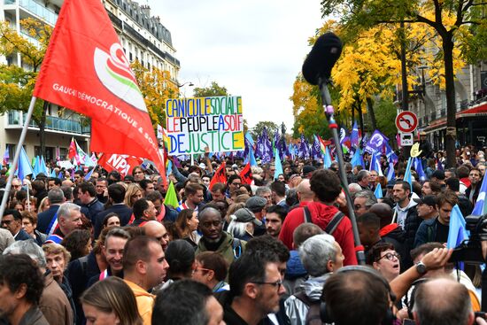 Акция против повышения цен во Франции