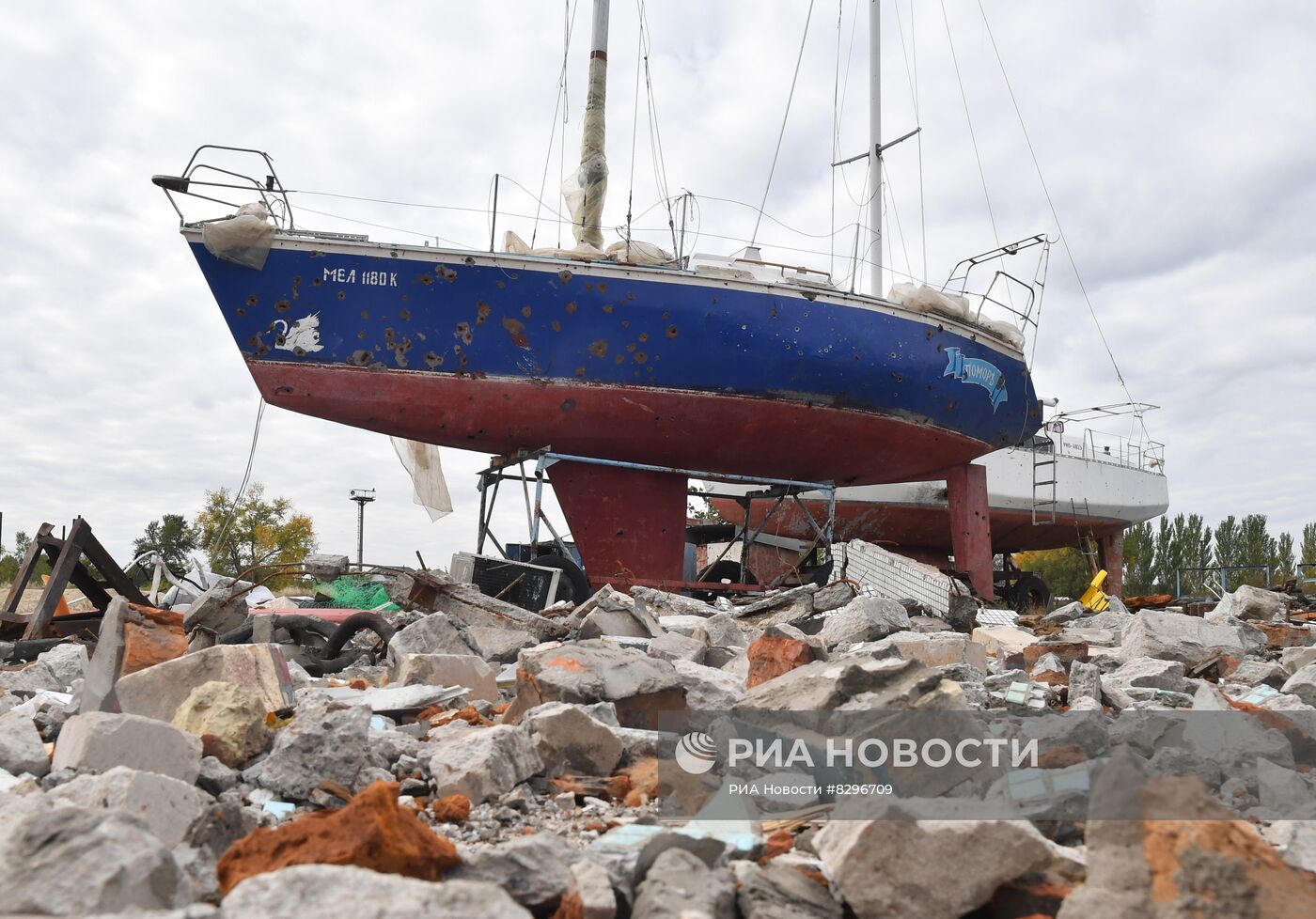 Разрушения в Энергодаре после многократных обстрелов