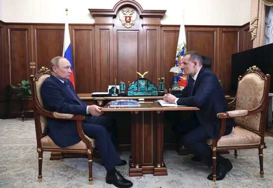 Президент РФ В. Путин встретился с главой Росреестра О. Скуфинским