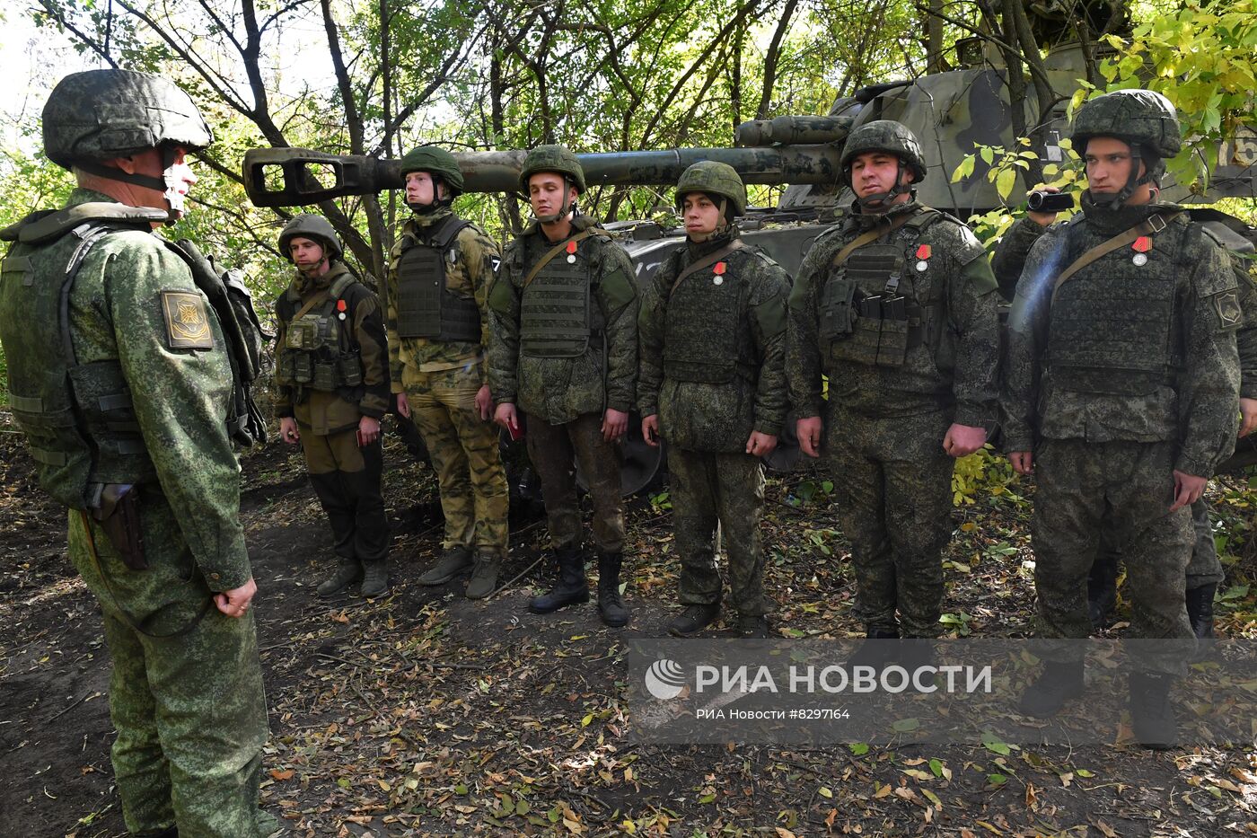 Награждение артиллеристов ЮВО