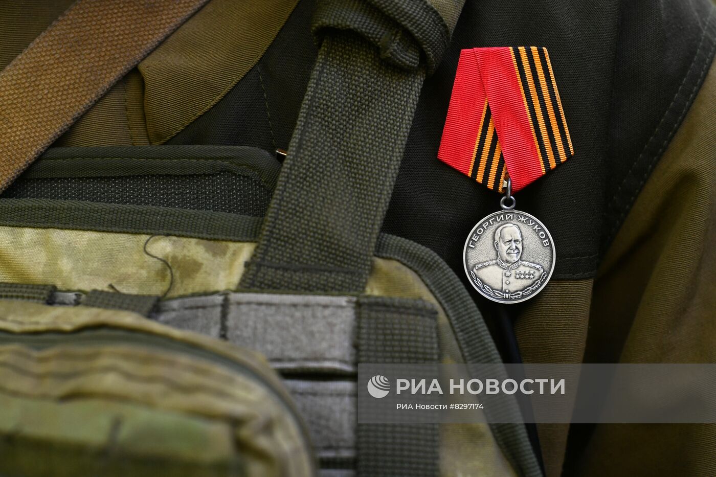 Награждение артиллеристов ЮВО