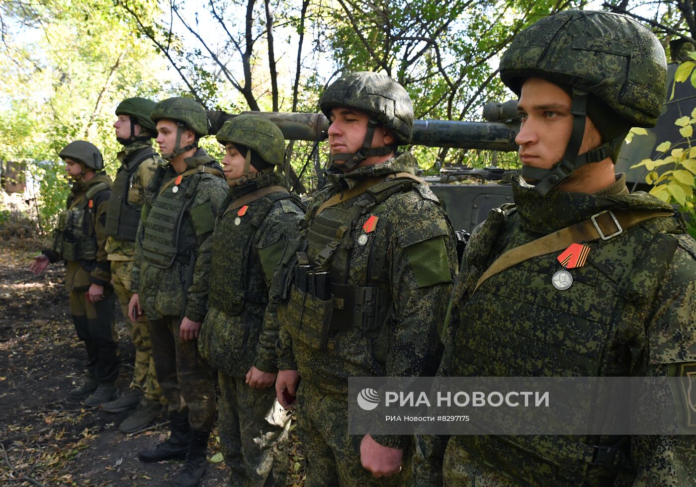 Награждение артиллеристов ЮВО