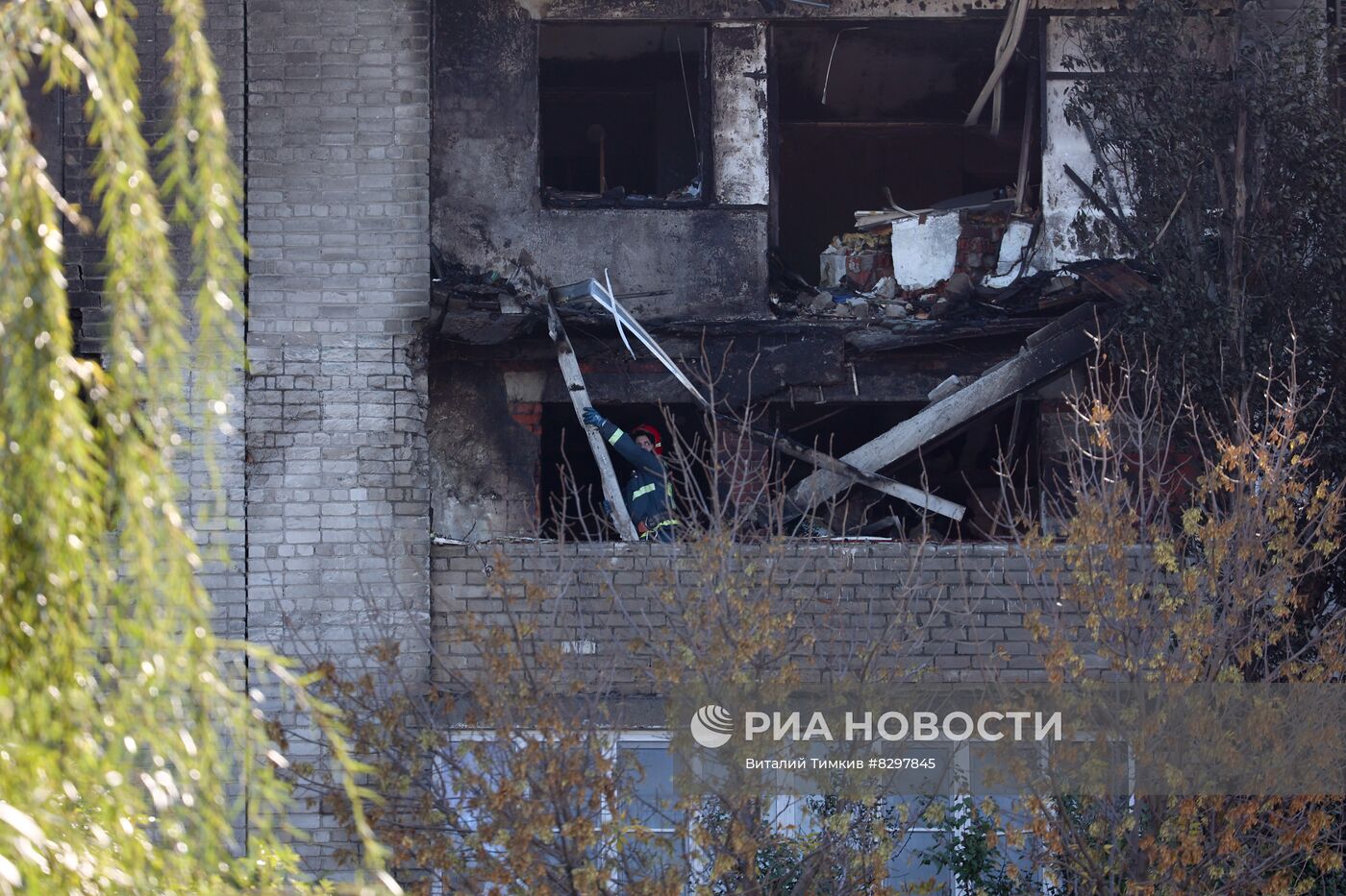 Последствия крушения Су-34 в Ейске