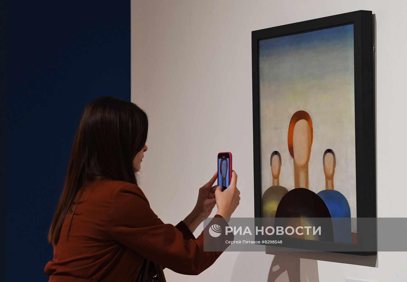 Выставка "Мир как беспредметность. Рождение нового искусства: Казимир Малевич, Павел Филонов, Марк Шагал, Анна Лепорская и другие"