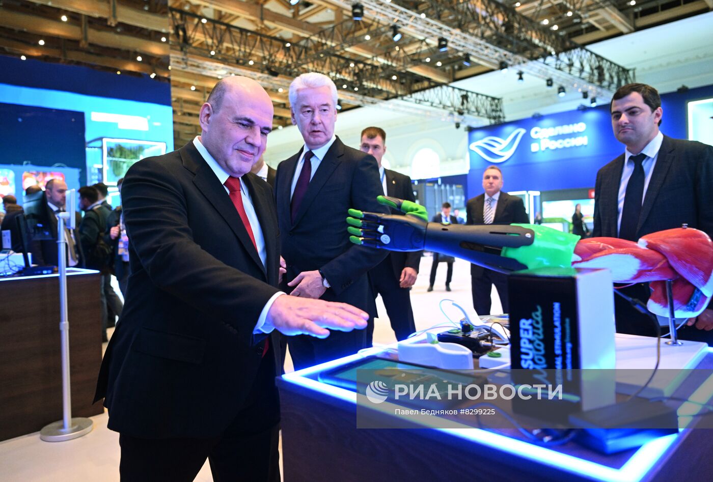 Премьер-министр РФ М. Мишустин принял участие в экспортном форуме "Сделано в России - 2022" 