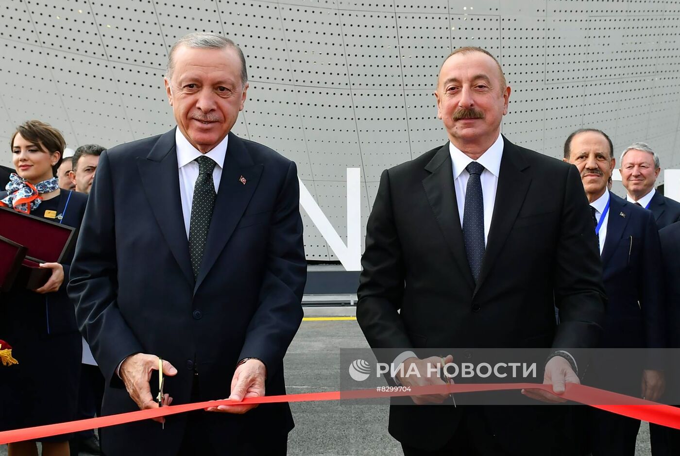 Открытие Зангиланского международного аэропорта