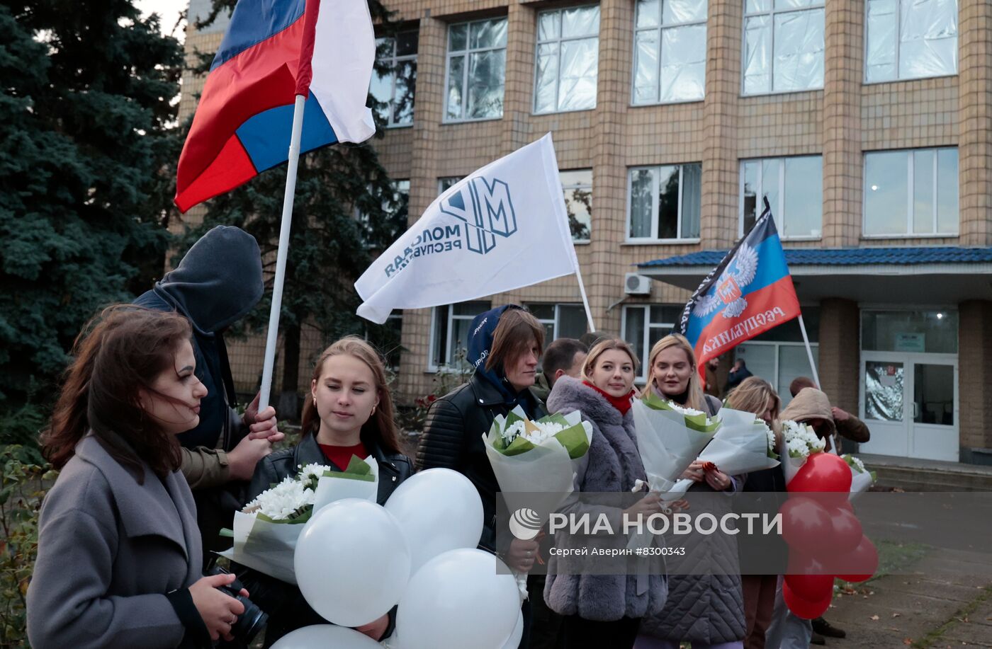 Встреча вернувшихся из плена бойцов в ДНР