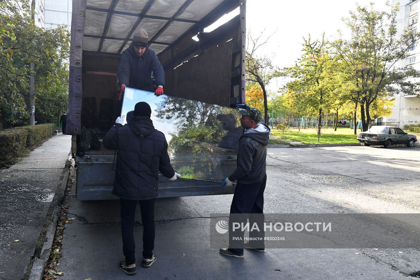 Восстановление разрушенных после обстрела ВСУ квартир в Энергодаре