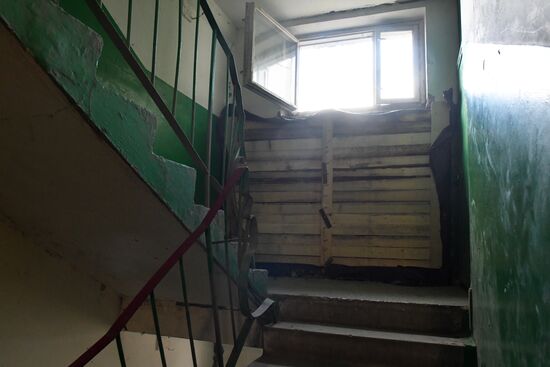 Восстановление разрушенных после обстрела ВСУ квартир в Энергодаре