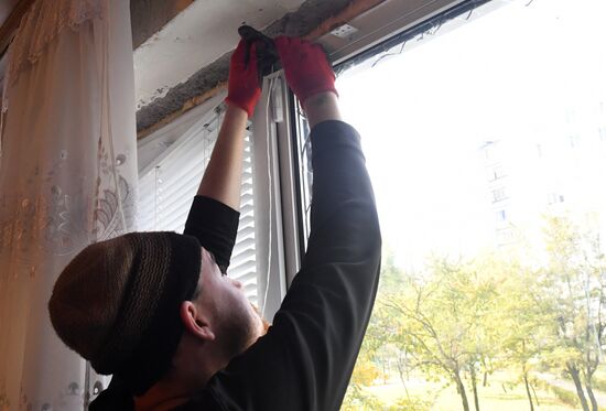 Восстановление разрушенных после обстрела ВСУ квартир в Энергодаре