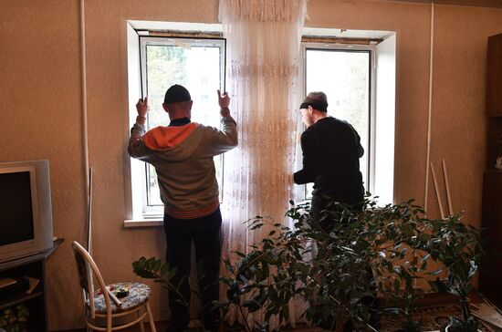 Восстановление разрушенных после обстрела ВСУ квартир в Энергодаре