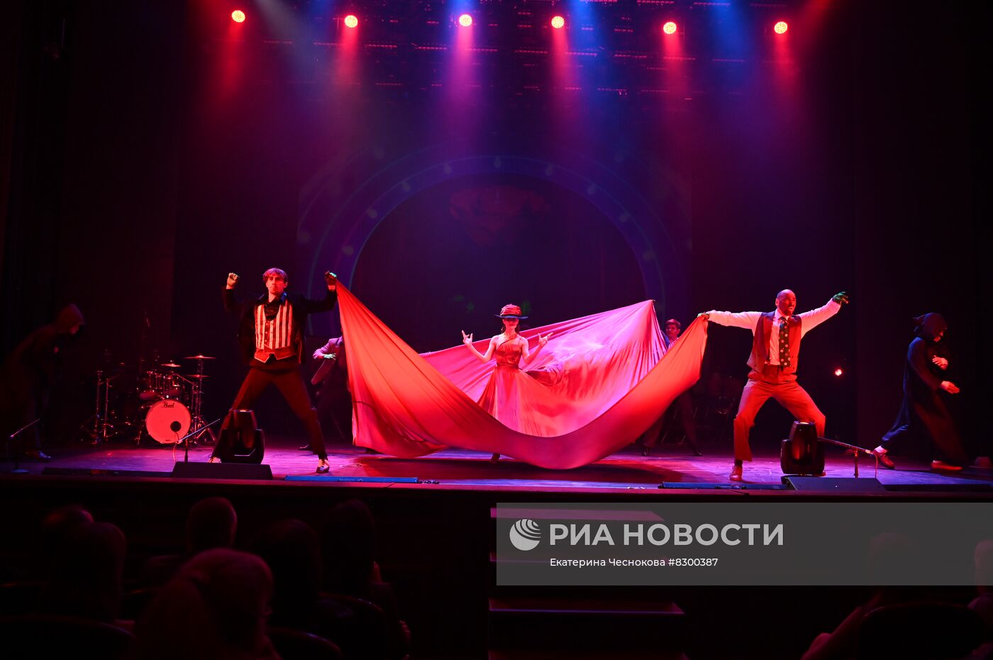 Премьера спектакля "Джаз-комедия"