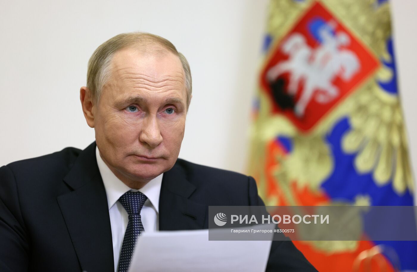 Президент РФ В. Путин встретился с губернатором Магаданской области С. Носовым