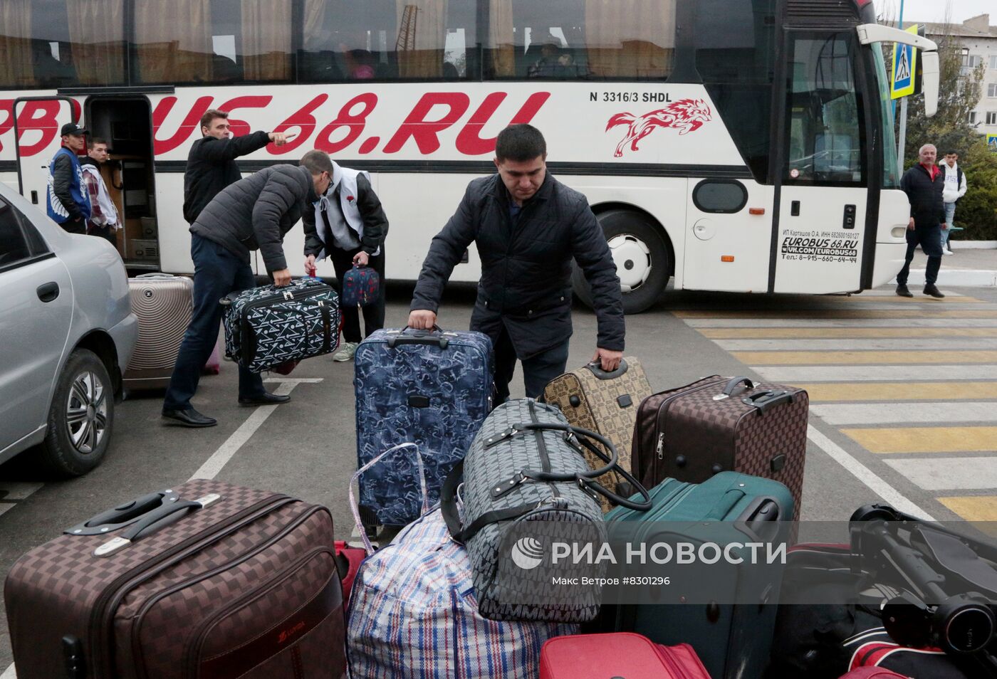 Эвакуированные жители Херсона в Джанкое